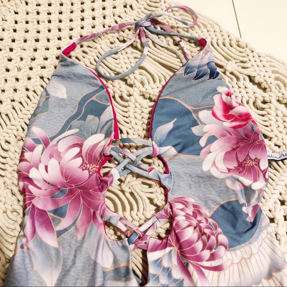 ISABELLA ROSE PURPLE & PINK ONE PIECE BIKINI XS/S - Picture 3 of 8